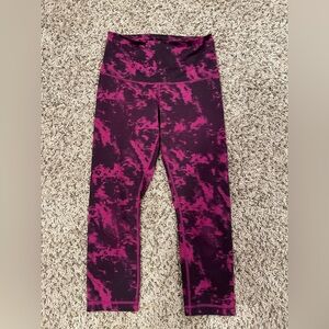 Lululemon cropped Pink and Black Leggings